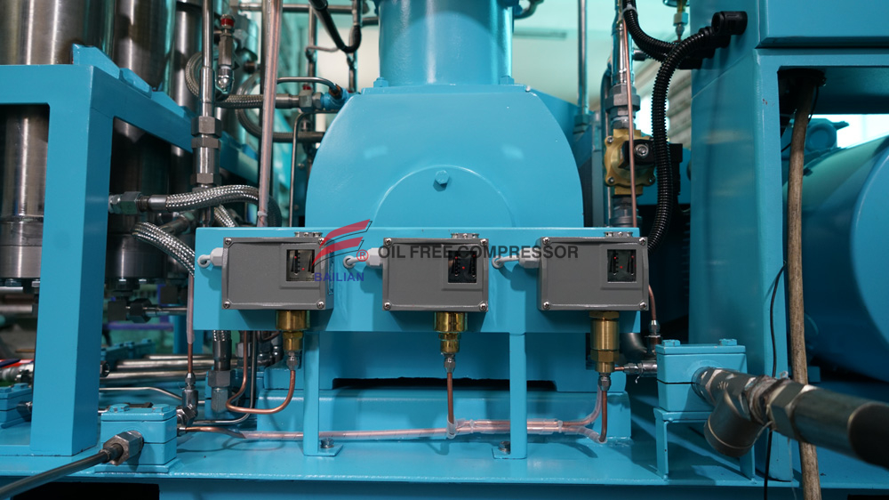Compressor de oxigénio livre do óleo da alta pressão da aprovação do CE 25m3 GOW-25-4-150