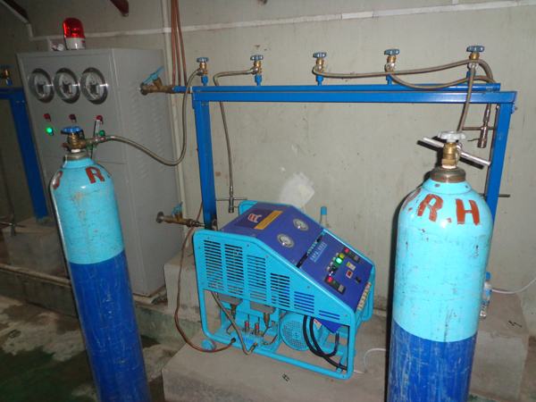 Compressor de oxigênio 3M3 Bealead, trabalhando nas instalações do cliente em Mianmar