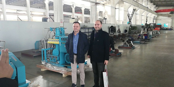 cliente visita bailian compressor 1